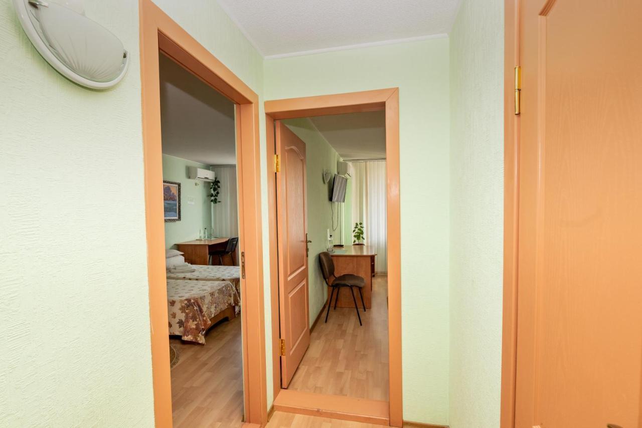 Elektromash Hotel Тираспол Екстериор снимка