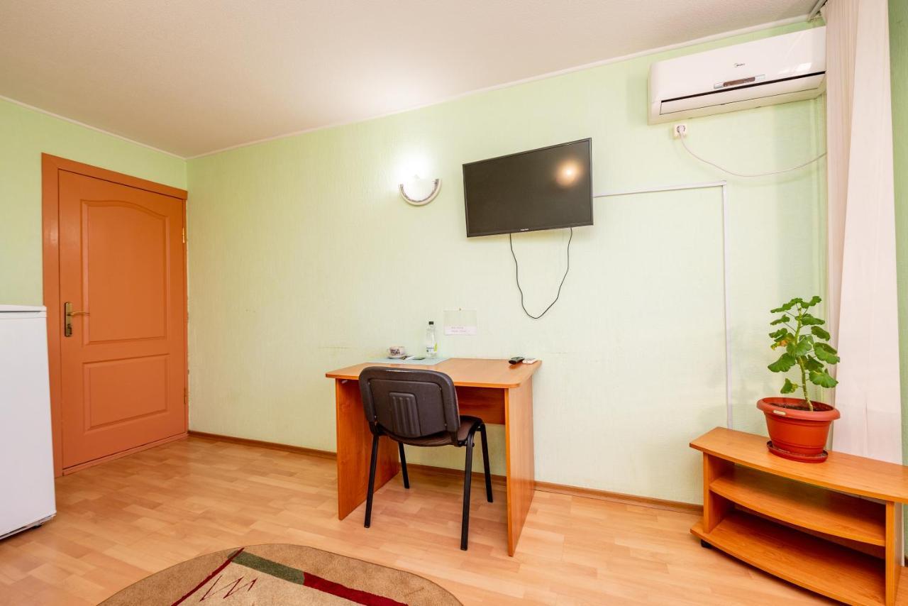 Elektromash Hotel Тираспол Екстериор снимка