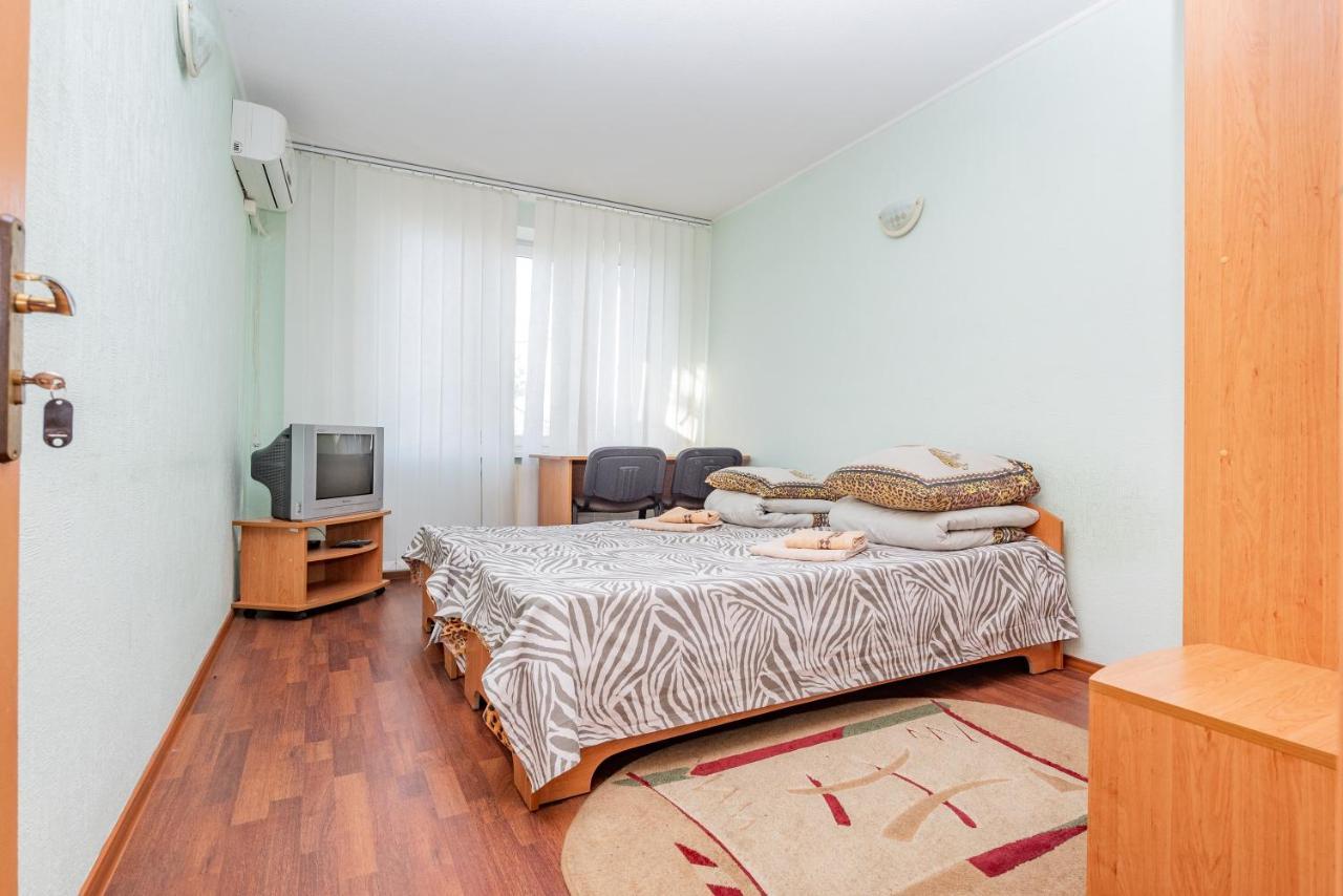 Elektromash Hotel Тираспол Екстериор снимка