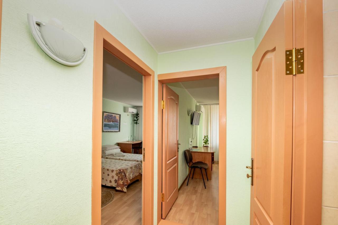 Elektromash Hotel Тираспол Екстериор снимка